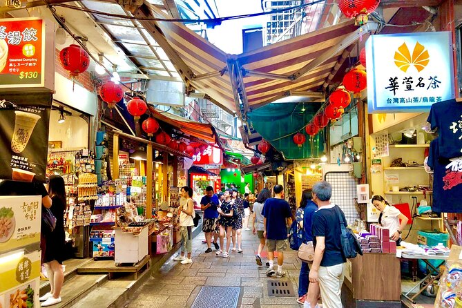 Yehliu & Jiufen & Shifen Day Tour (Departure from Ximending) - Shifen Old Street and the sky lantern activity