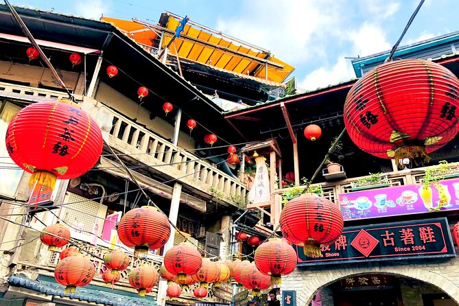 Yehliu & Jiufen & Shifen Day Tour (Departure from Ximending) - What the price includes, and what it does not