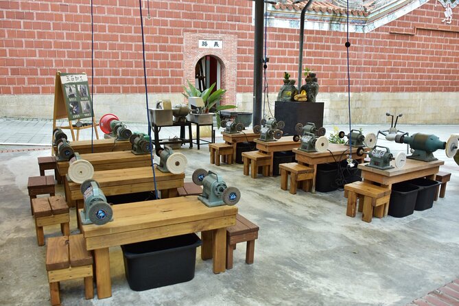 Yilan 1-Day Private Tour to Kavalan Whisky & Cultural Gems - Who will enjoy this private Yilan day?